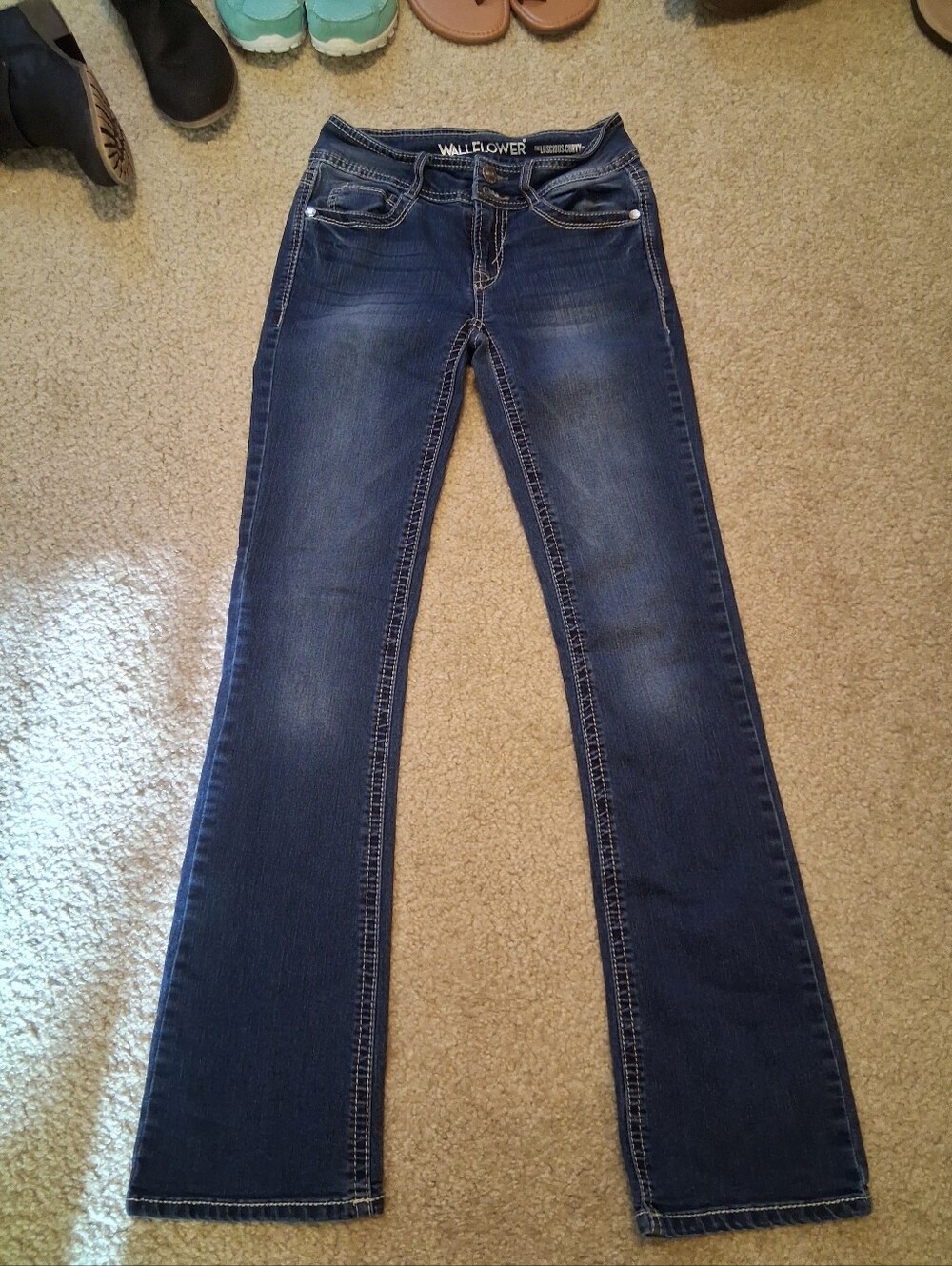Women's Wallflower jeans